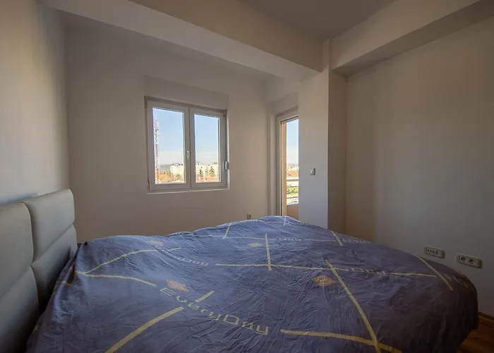 Sunbright Metropolitan Apartment