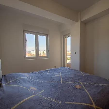 Sunbright Metropolitan Apartment