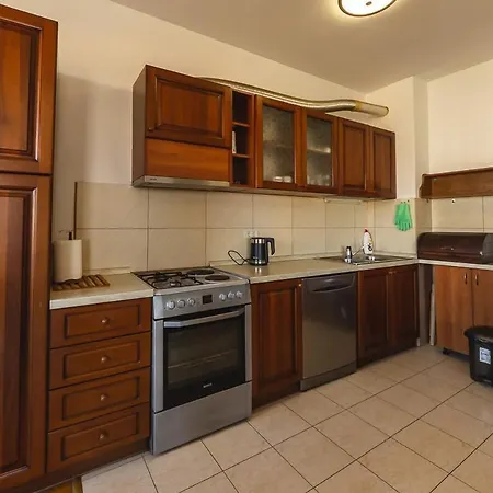 Sunbright Metropolitan Apartment